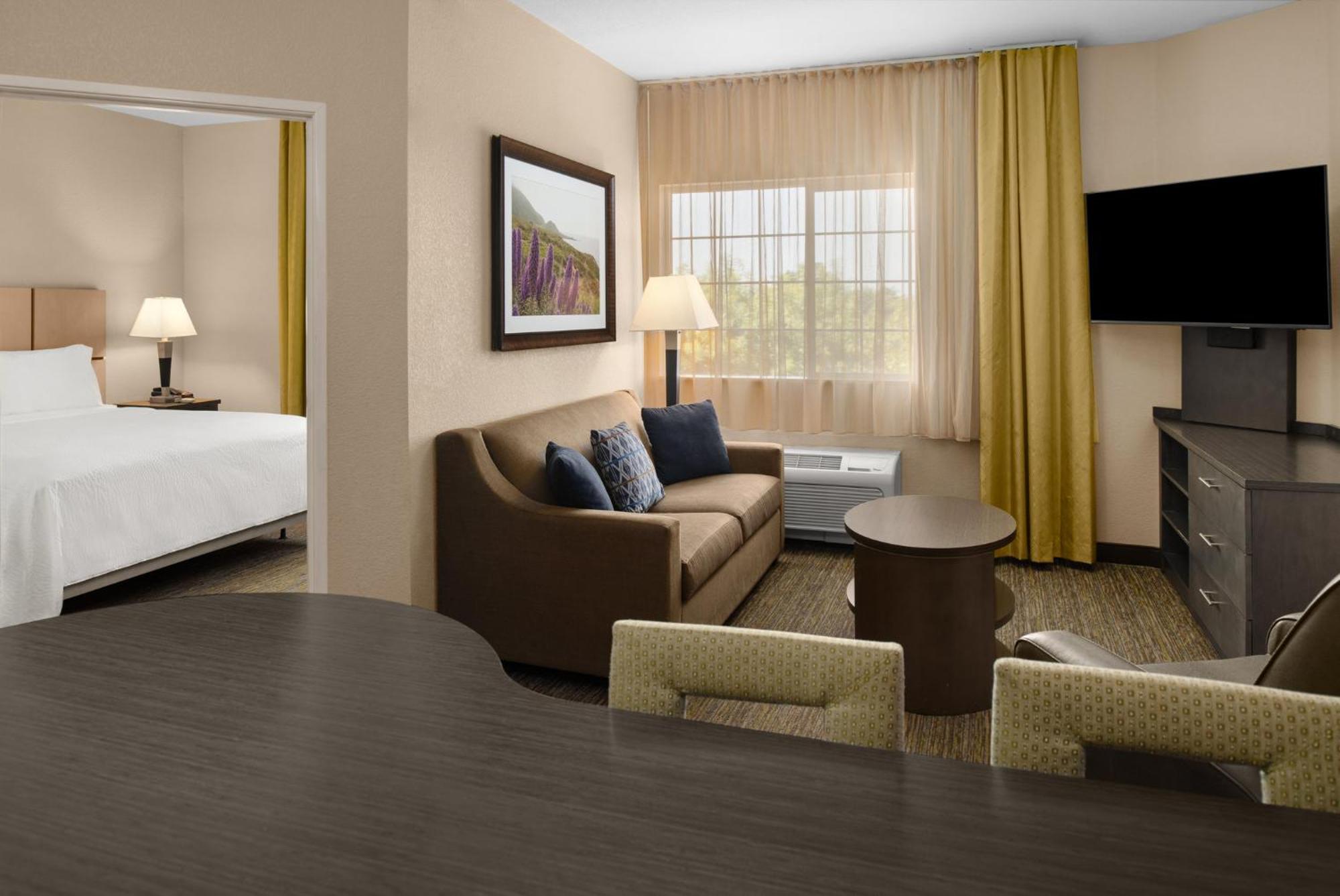Candlewood Suites Turlock By Ihg Экстерьер фото