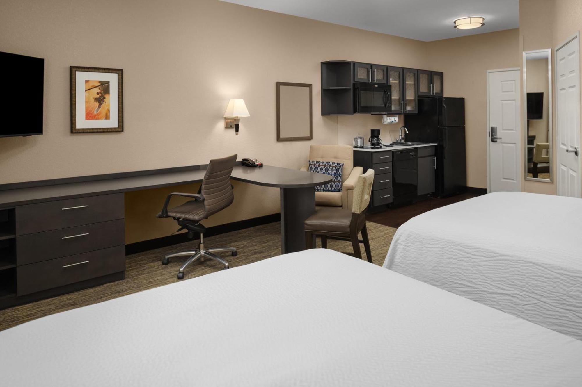 Candlewood Suites Turlock By Ihg Экстерьер фото