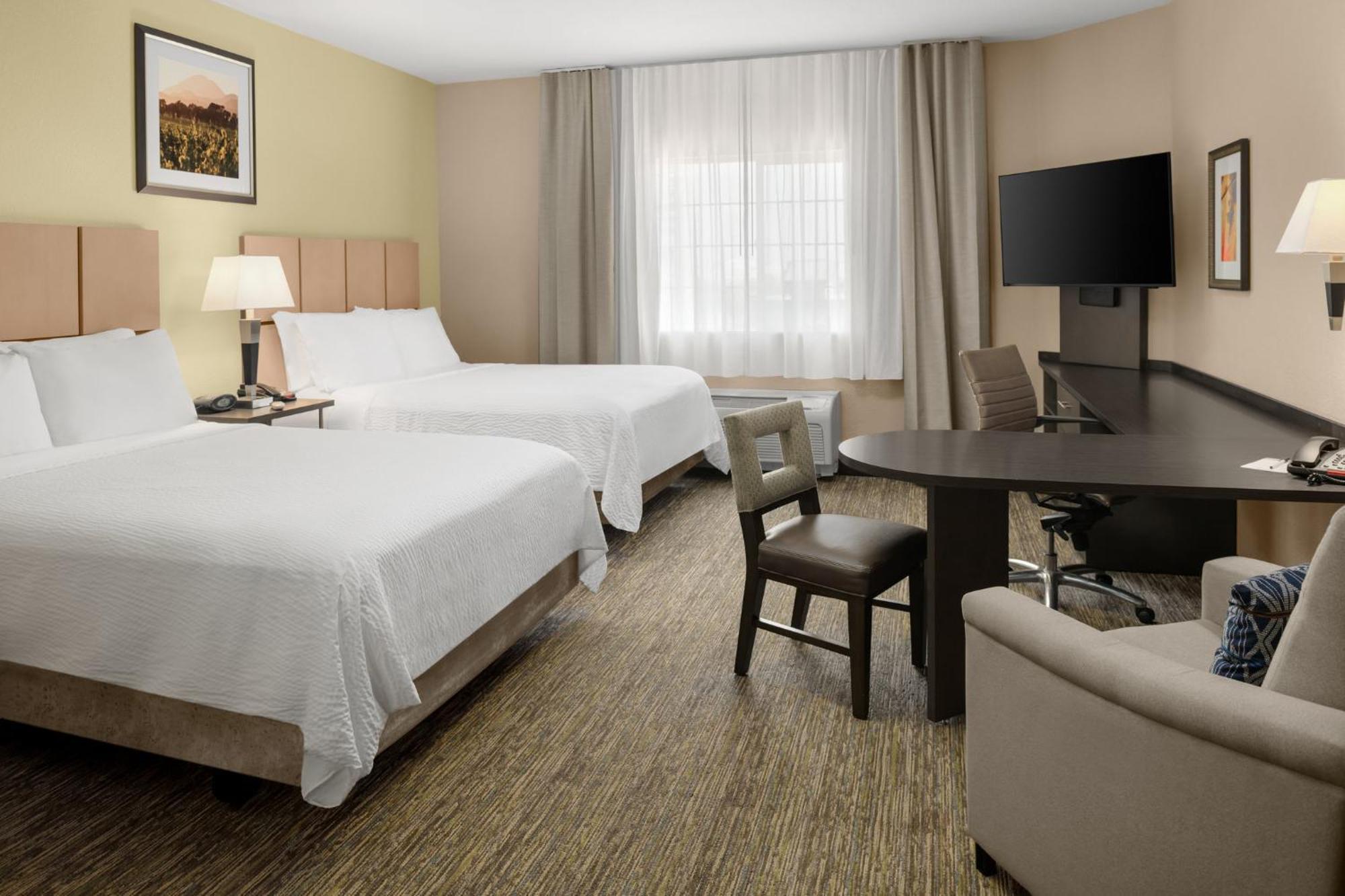 Candlewood Suites Turlock By Ihg Экстерьер фото