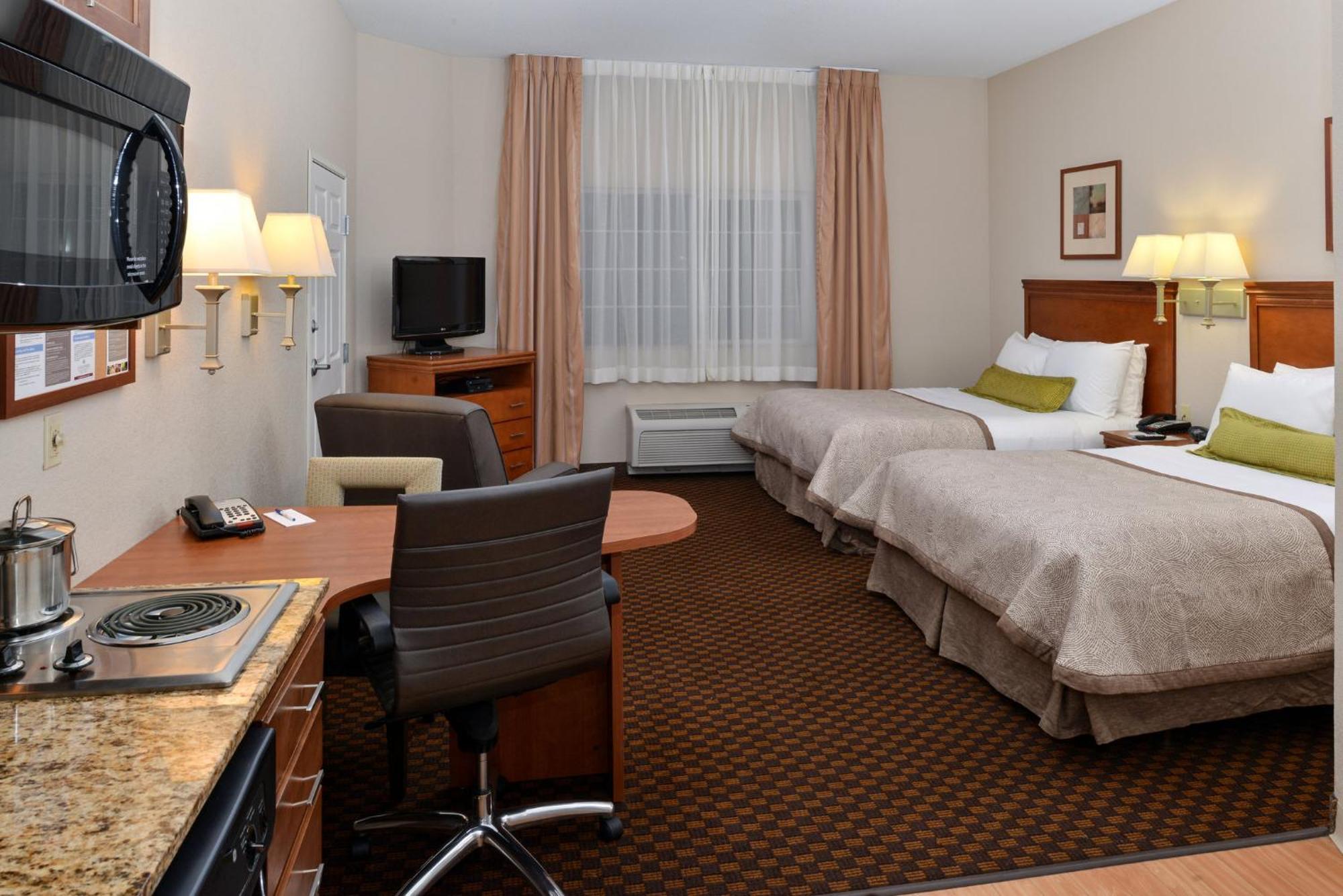 Candlewood Suites Turlock By Ihg Экстерьер фото