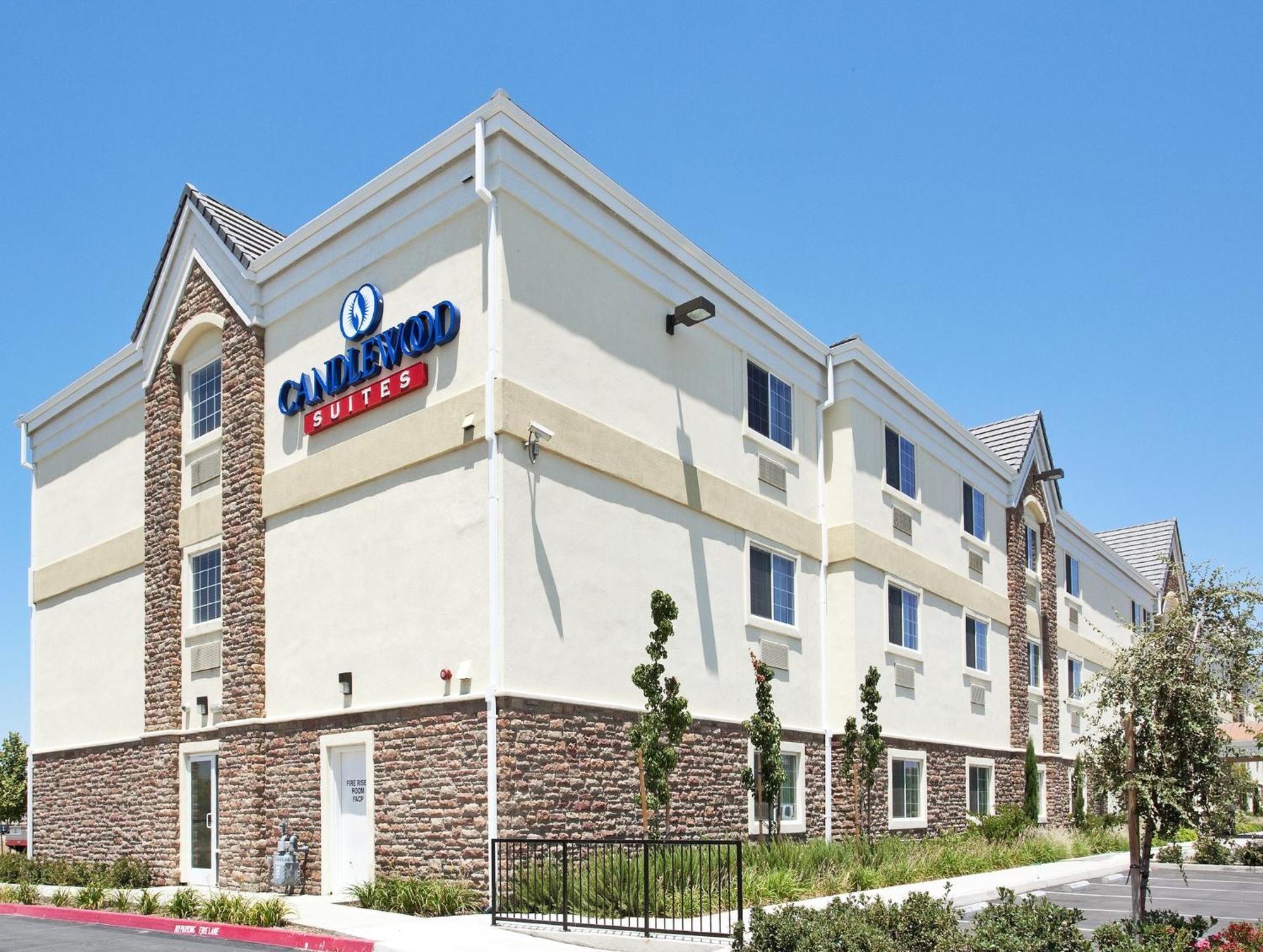 Candlewood Suites Turlock By Ihg Экстерьер фото